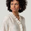 surkana camisa escote v volante crudo
