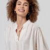 surkana blusa ancha escote pico crudo