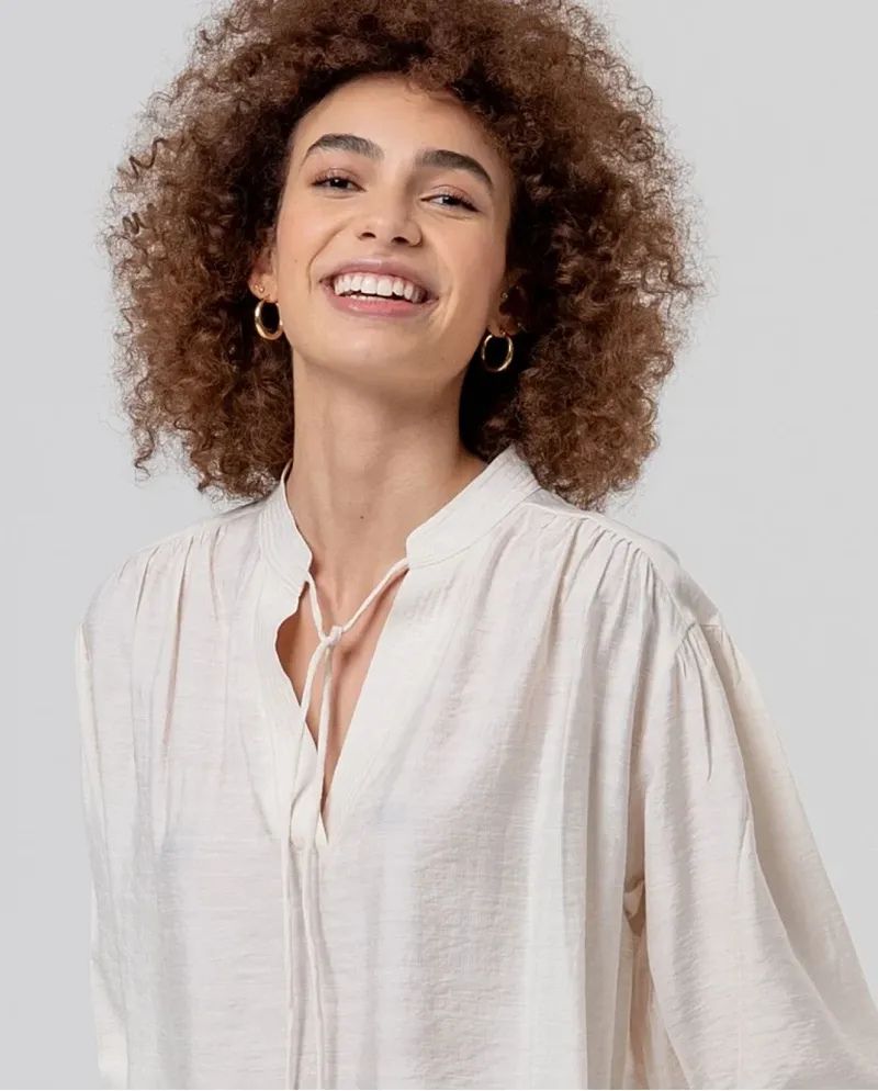 surkana blusa ancha escote pico crudo